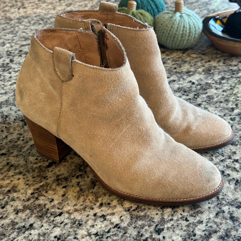 Madewell suede boots
